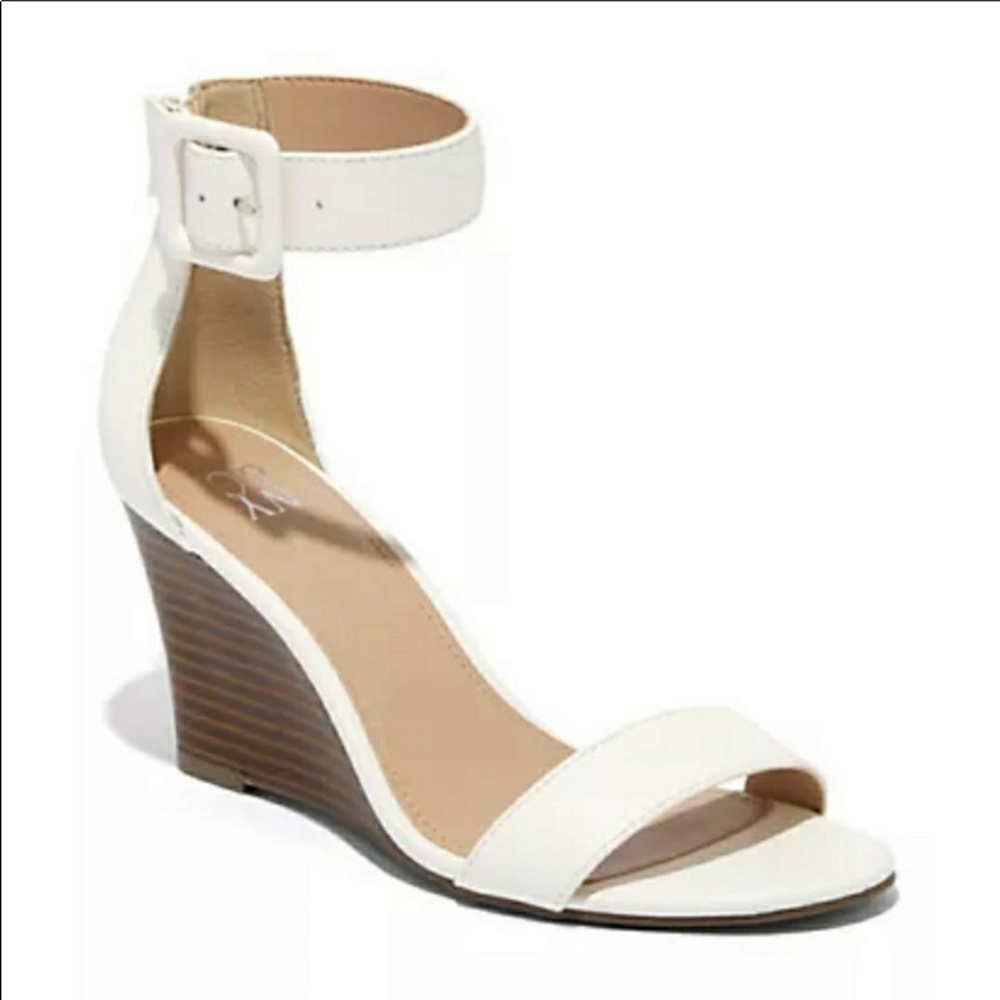 NY&C Wedge Sandal
